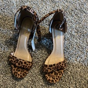 Cheetah print heels size 7.5